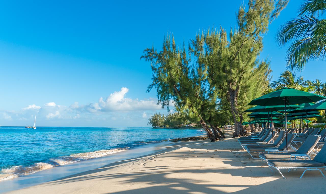Coral Reef Club Hotel Saint James Exterior photo
